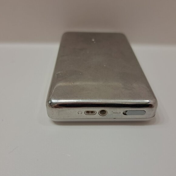 1X Apple iPod Classic 3rd Generation 10GB 15GB 20GB 30GB 40GB W/ accessories - Picture 8 of 16